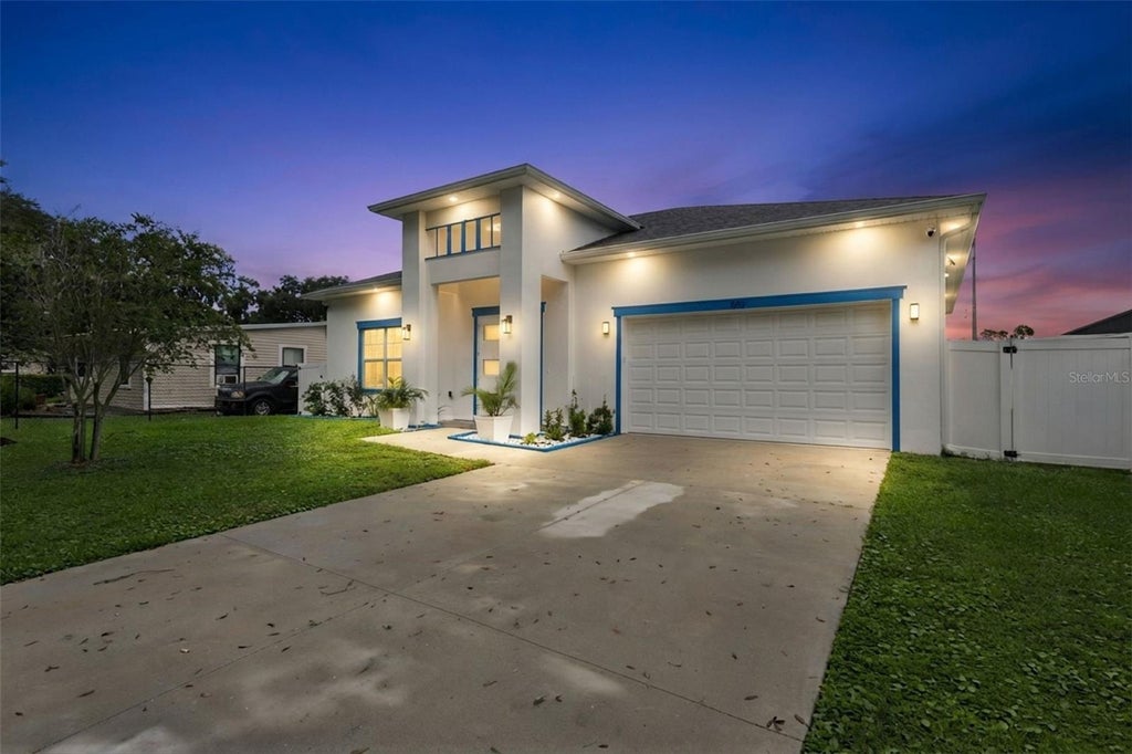 Photo of 809 Burch Avenue, Winter Garden, FL 34787 (MLS # O6440306)