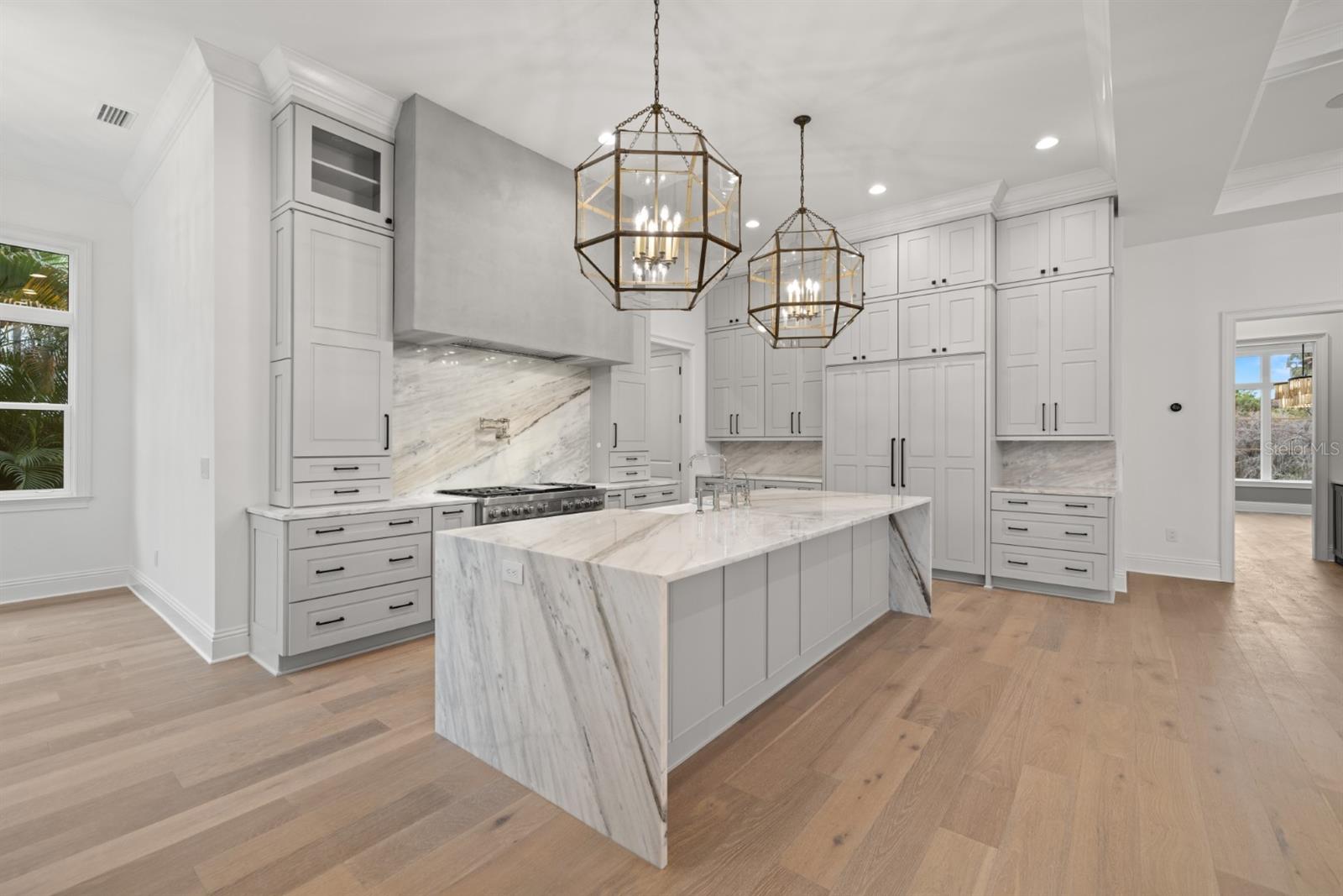 SUNSET PARK - Residential