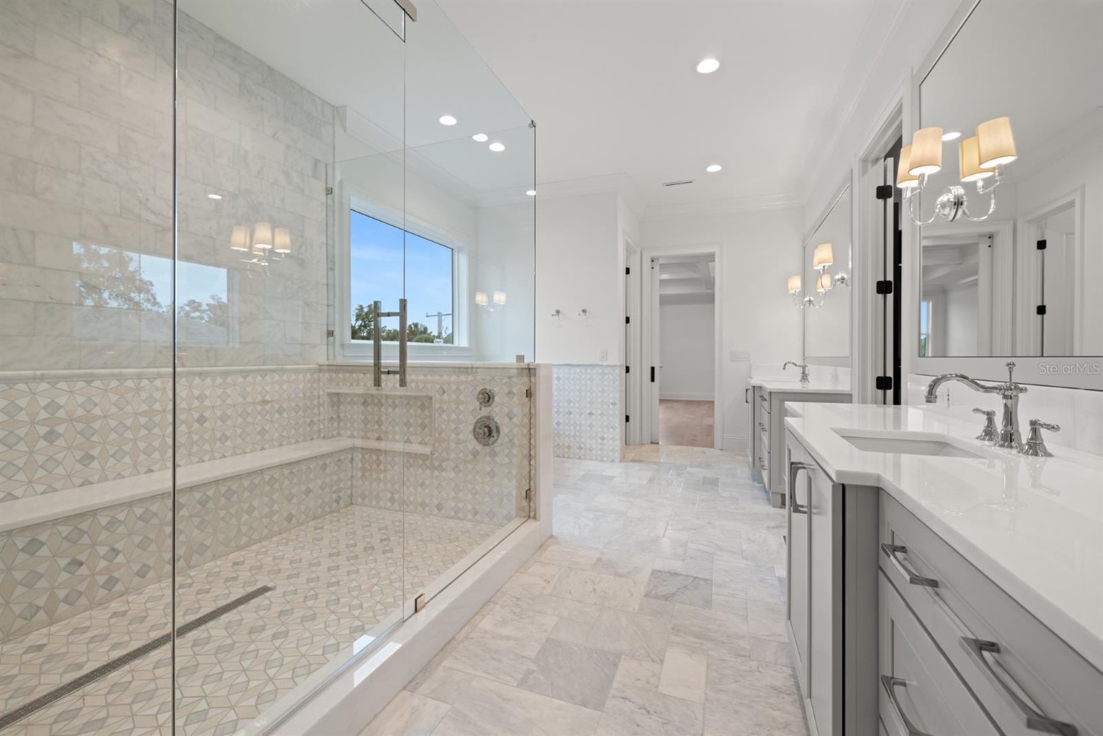 SUNSET PARK - Residential