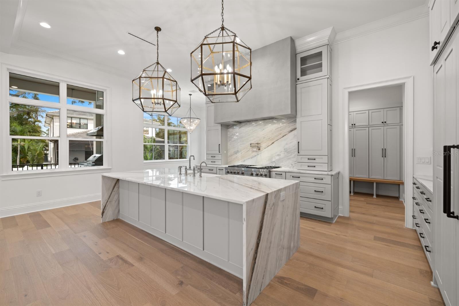 SUNSET PARK - Residential