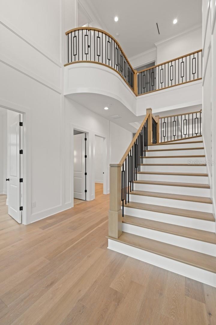 SUNSET PARK - Residential