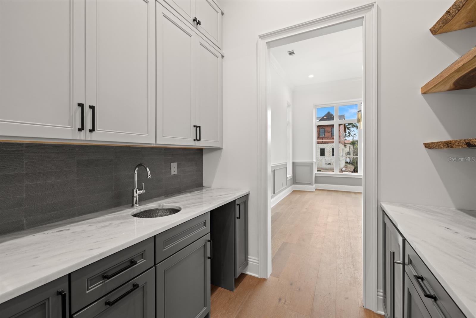 SUNSET PARK - Residential