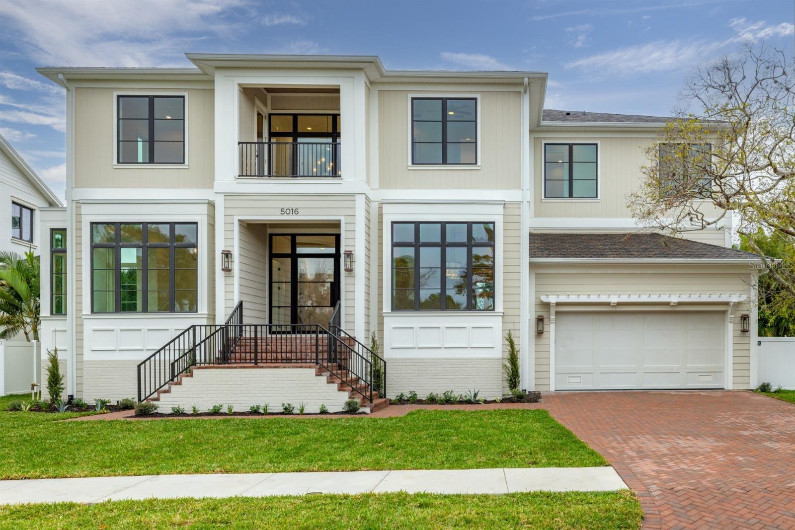 SUNSET PARK - Residential