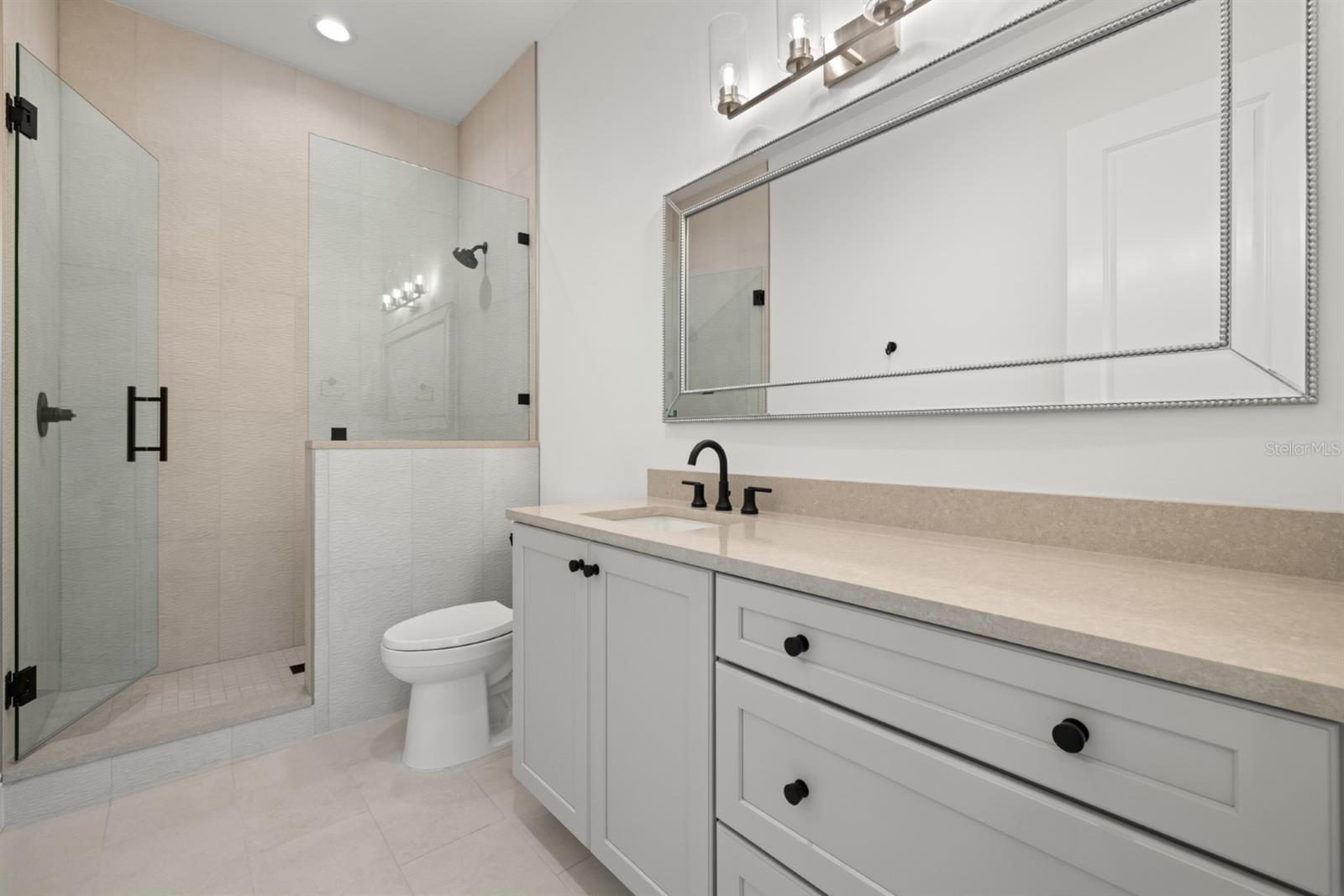 SUNSET PARK - Residential