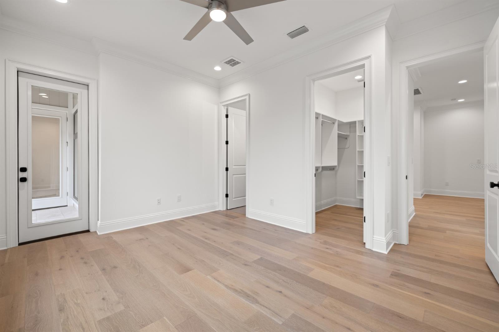 SUNSET PARK - Residential