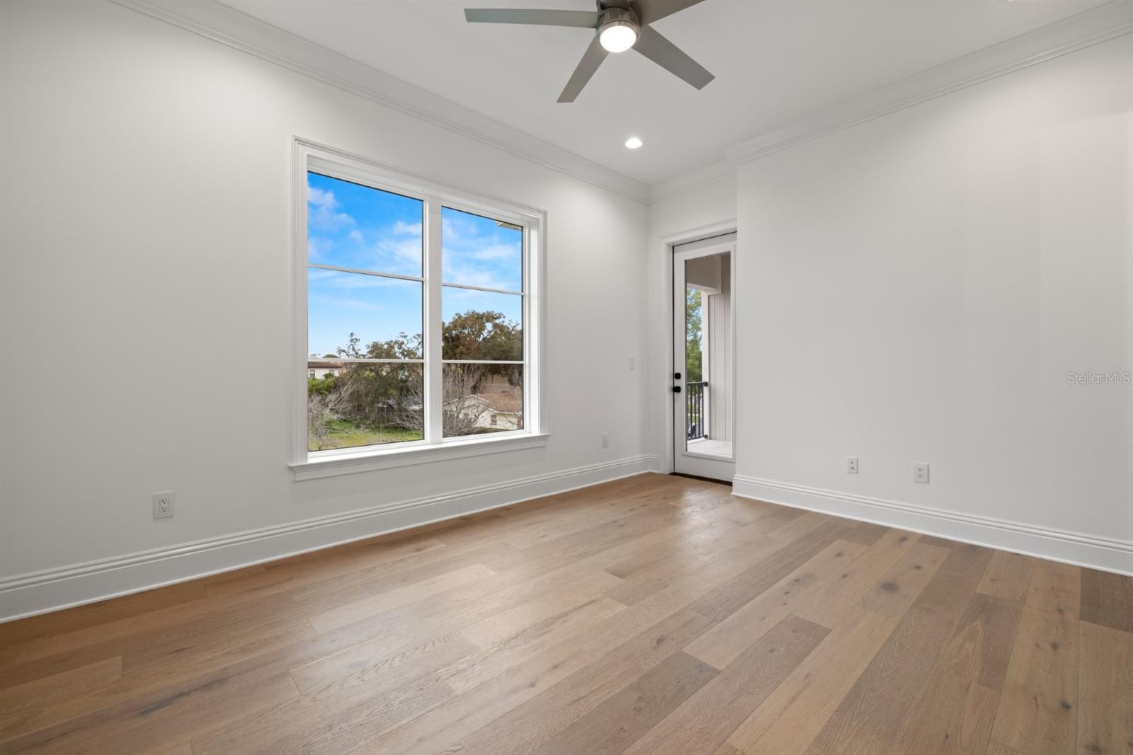 SUNSET PARK - Residential