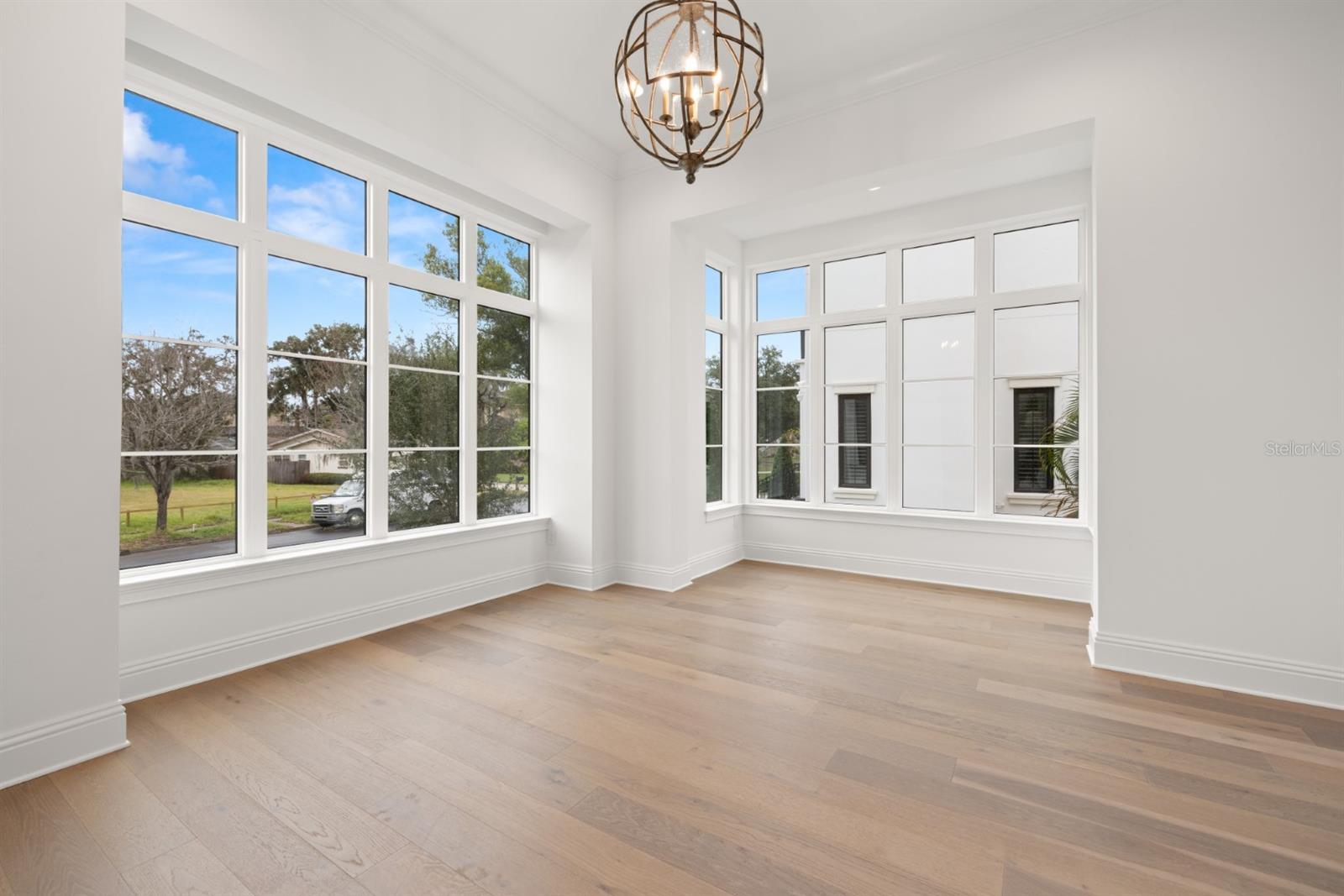 SUNSET PARK - Residential