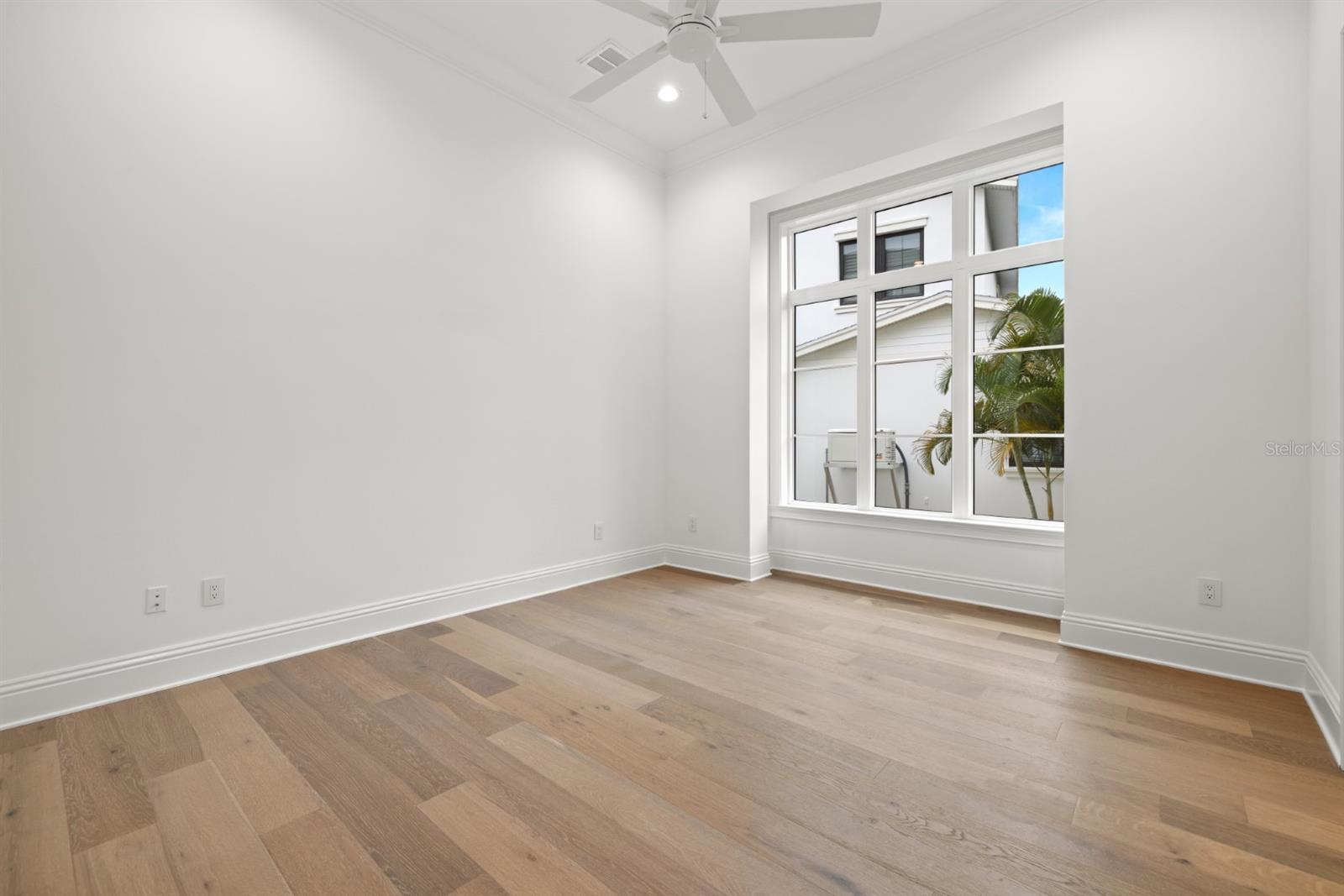 SUNSET PARK - Residential