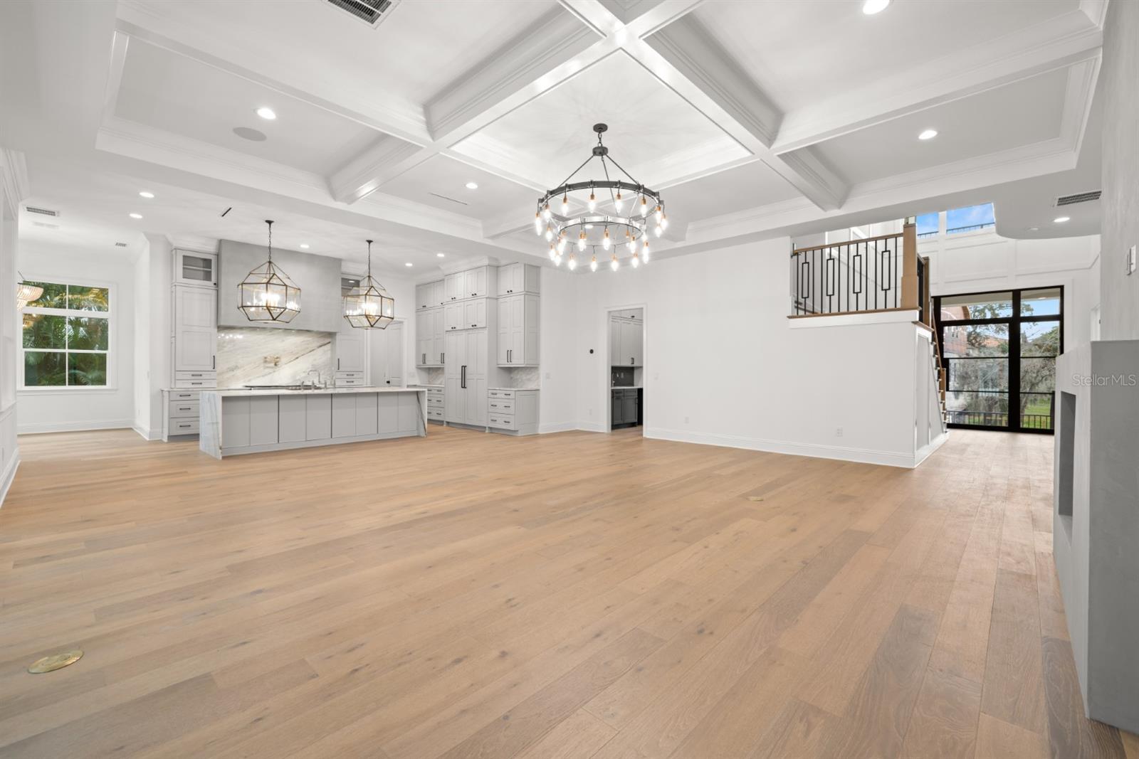 SUNSET PARK - Residential