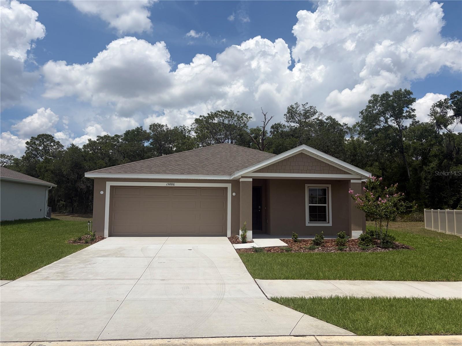 SUNSET HILLS PHASE II - Residential Lease