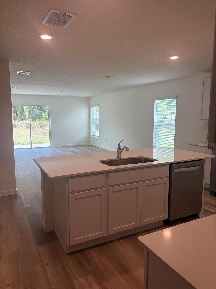 SUNSET HILLS PHASE II - Residential Lease