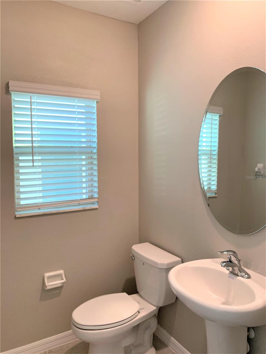 TOUCHSTONE PH 4 - Residential Lease