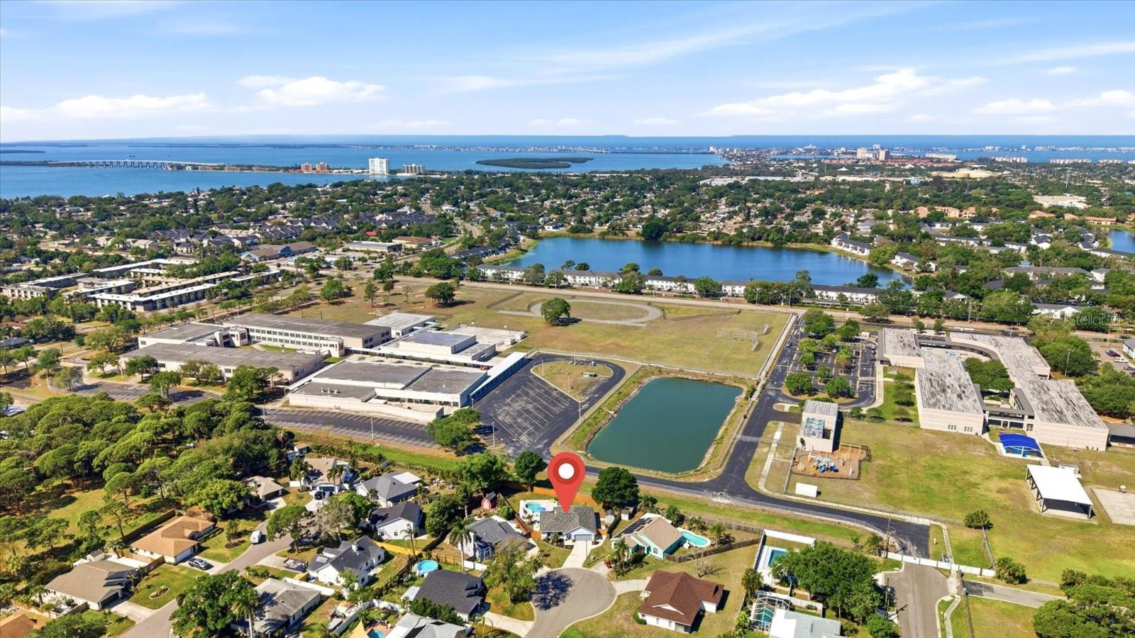 ARLINGTON PARK - Residential