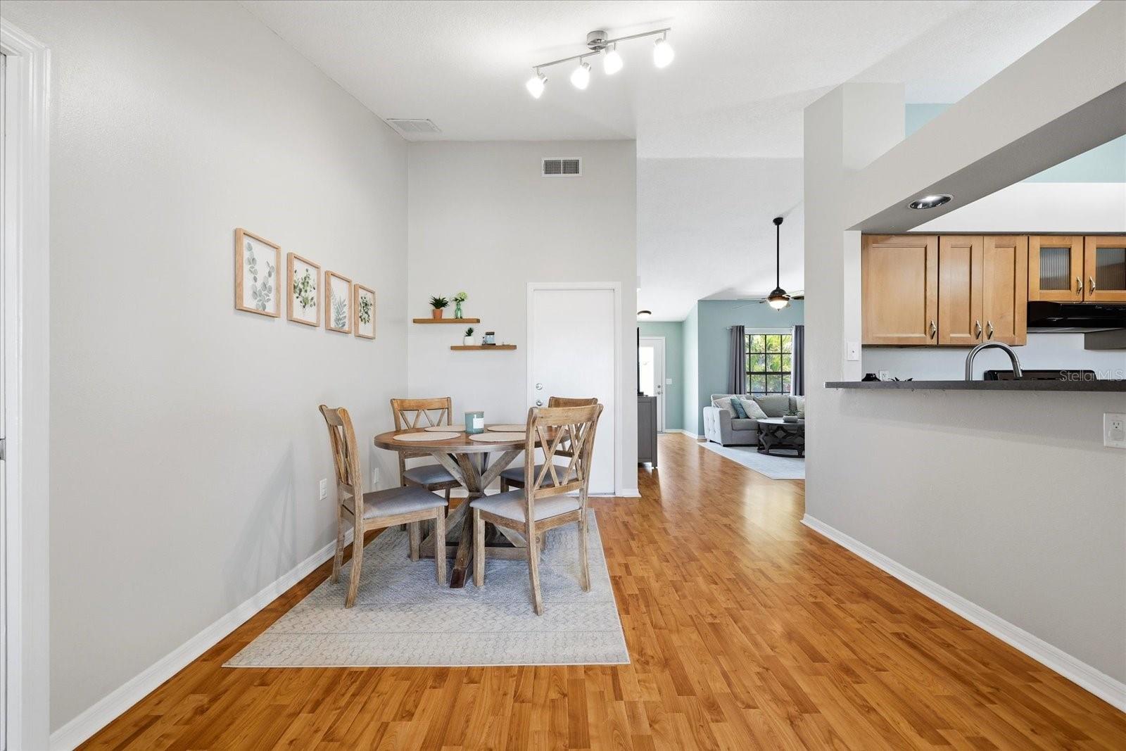 ARLINGTON PARK - Residential