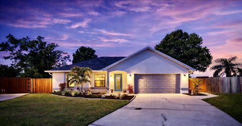 Photo of 2016 58th Circle S, St Petersburg, FL 33712 (MLS # O6391935)