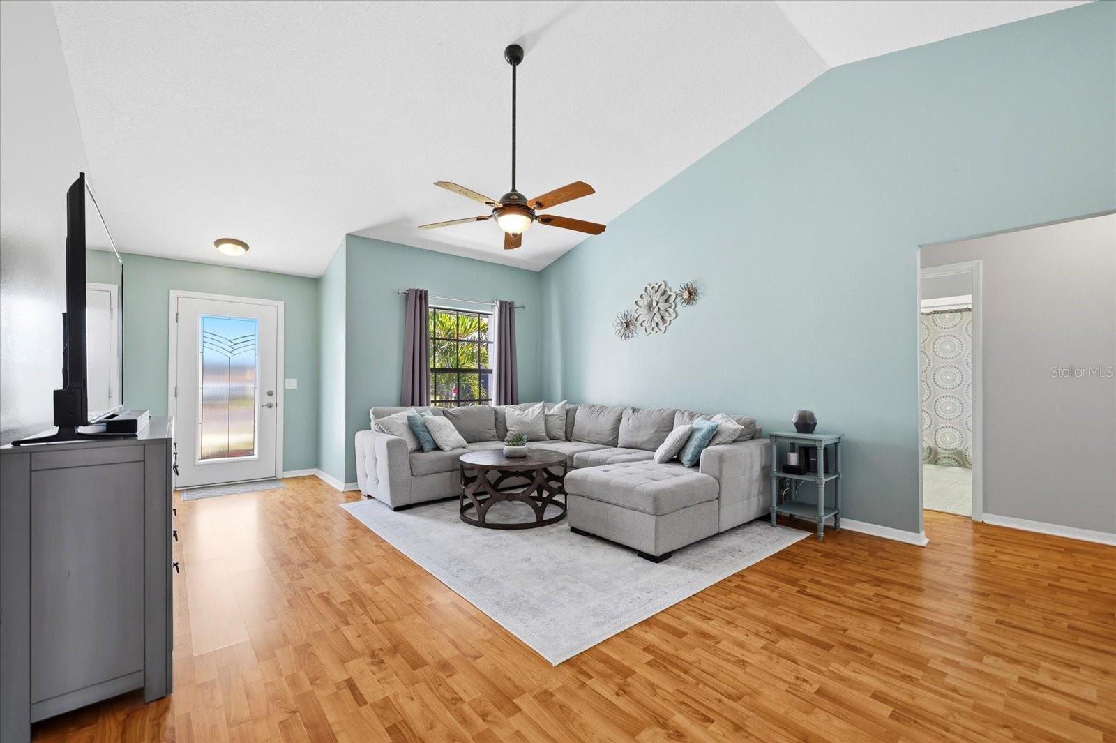 ARLINGTON PARK - Residential