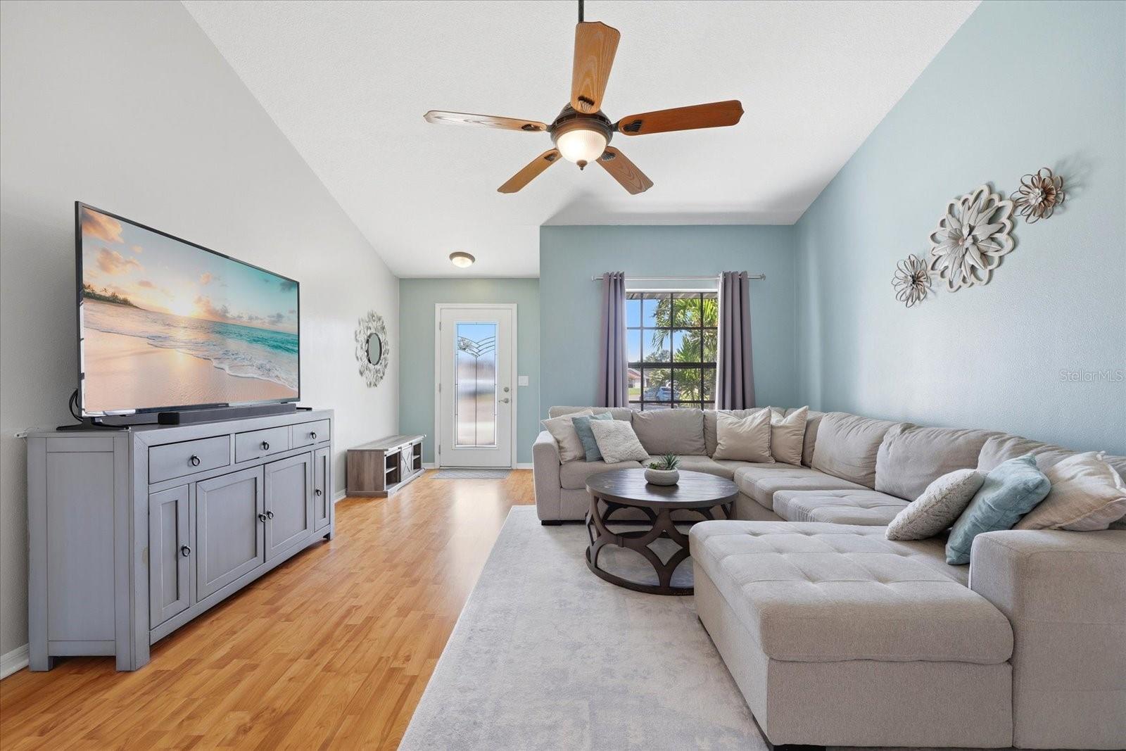 ARLINGTON PARK - Residential