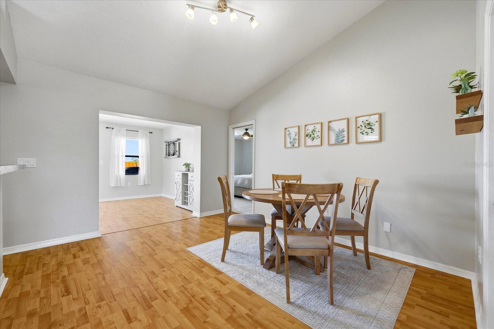 ARLINGTON PARK - Residential