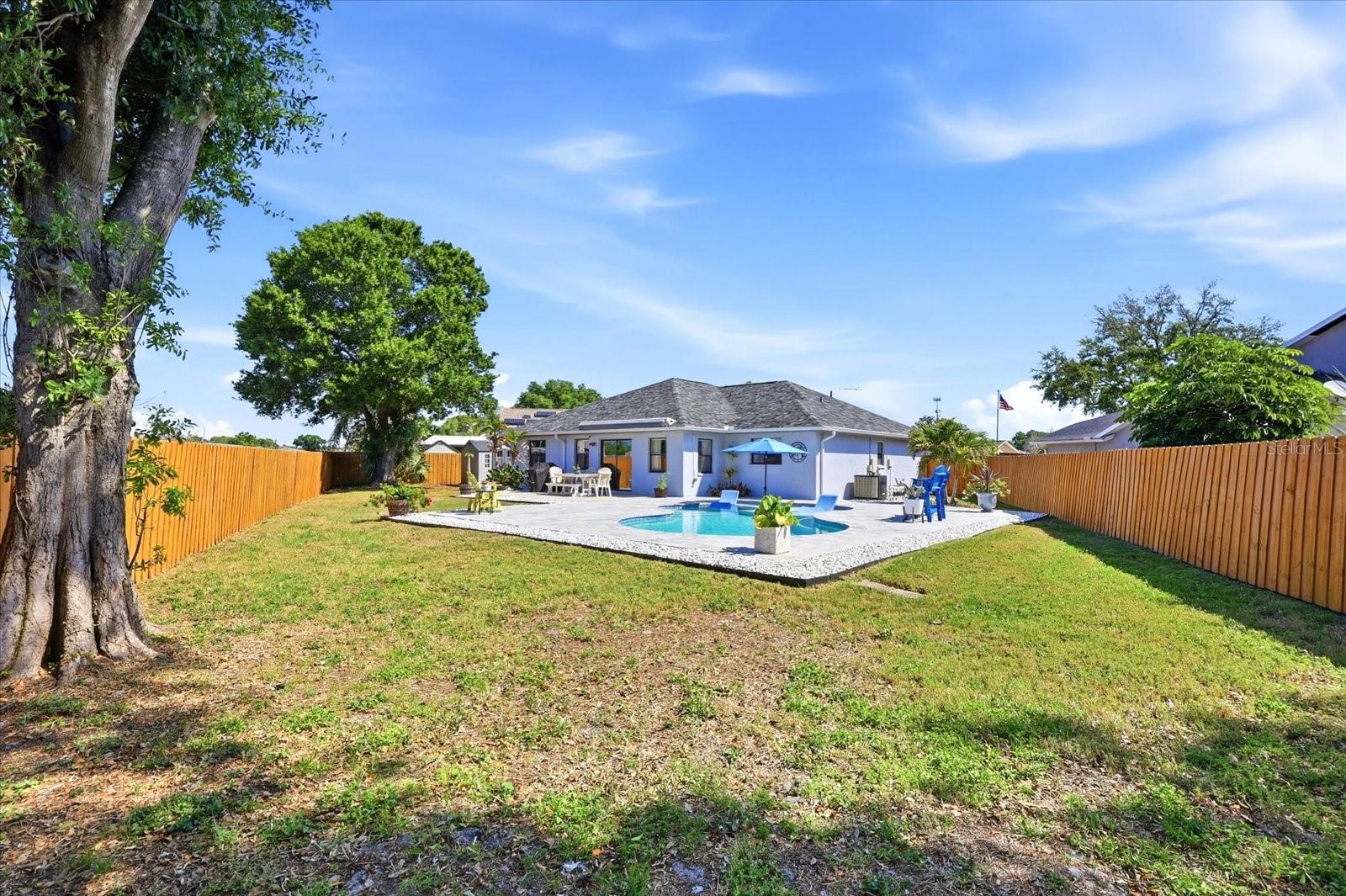 ARLINGTON PARK - Residential