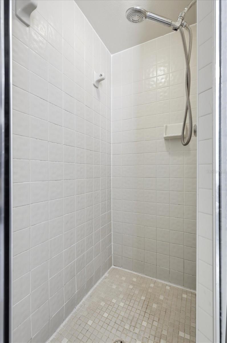 ARLINGTON PARK - Residential