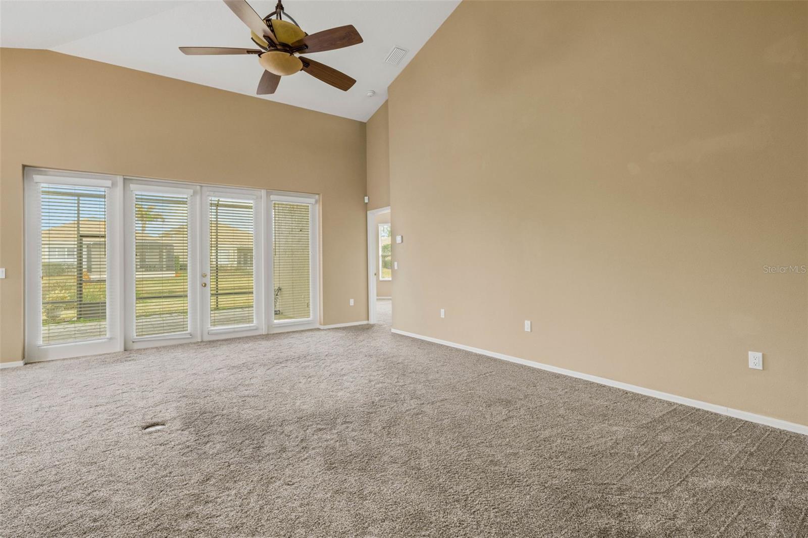 TURNBERRY - Residential