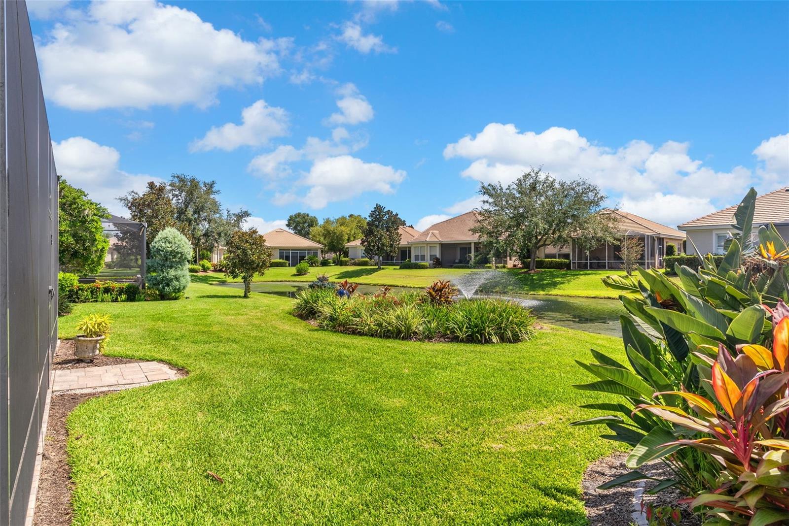 TURNBERRY - Residential