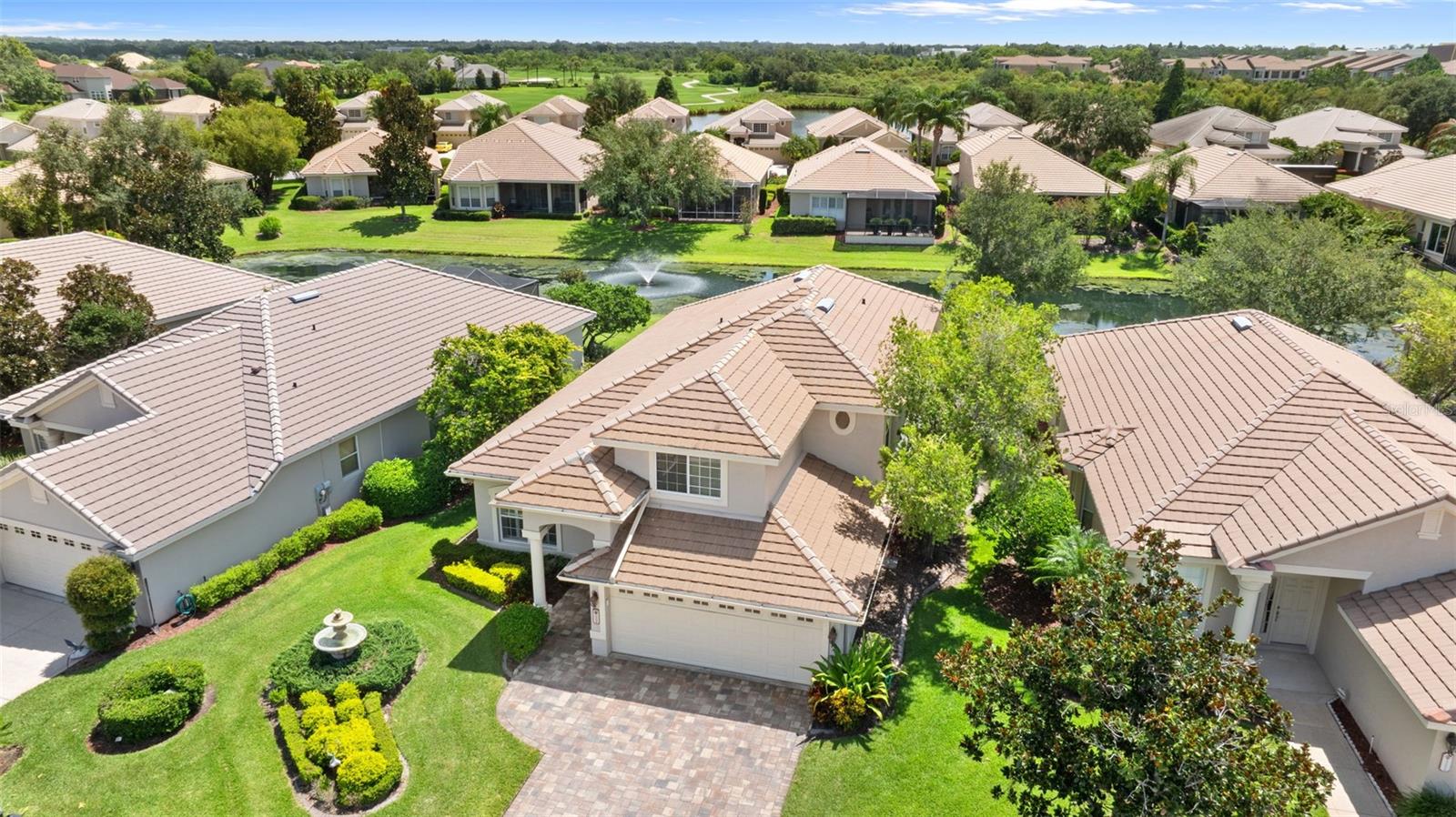 TURNBERRY - Residential