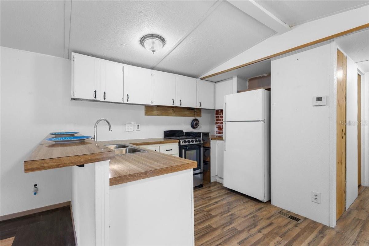 NOT IN SUBDIVISION - Residential