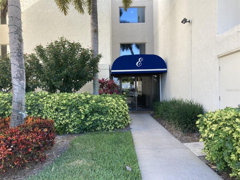 Photo of 6114 43rd Street W #103E, Bradenton, FL 34210 (MLS # A4690690)