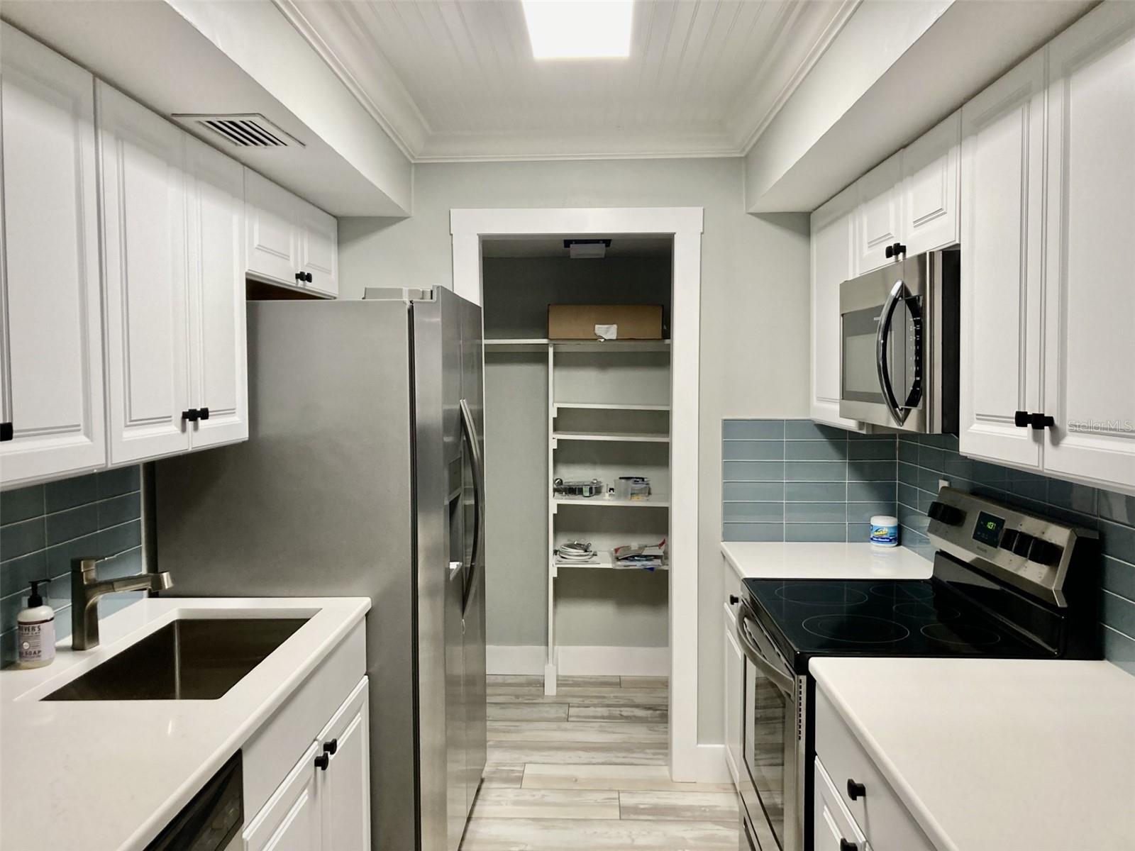 EL CONQUISTADOR VILLAGE 1 SEC 4 - Residential