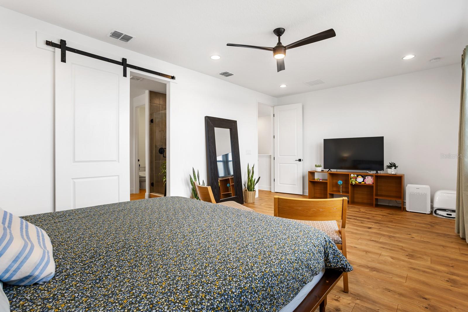 POITRAS EAST N-7 - Residential