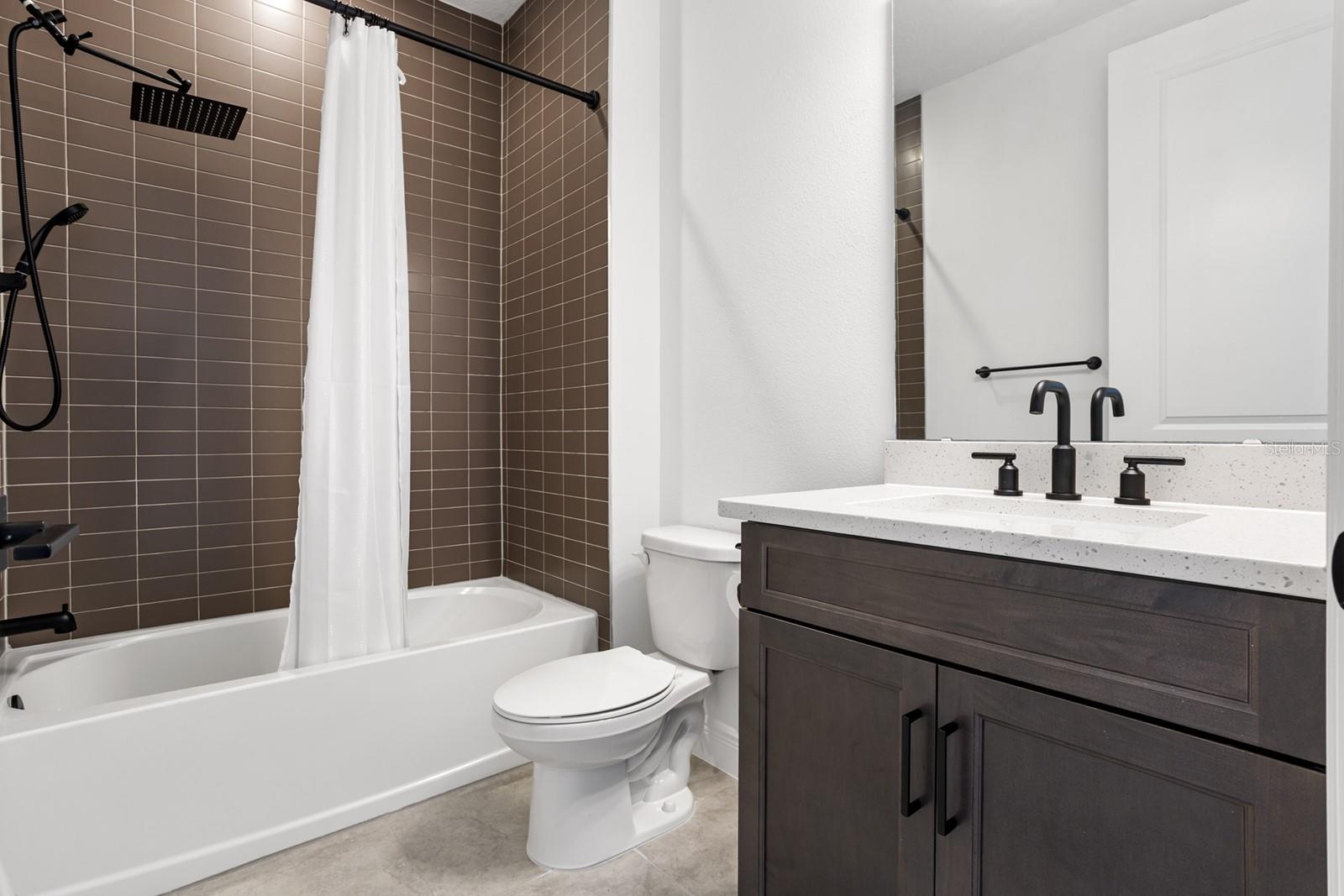 POITRAS EAST N-7 - Residential