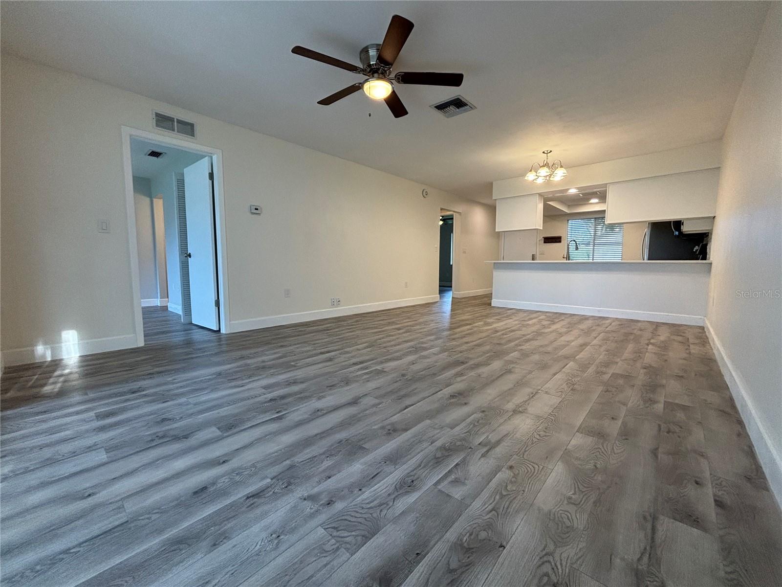 VILLAS OF BEACON GROVES - Residential Lease