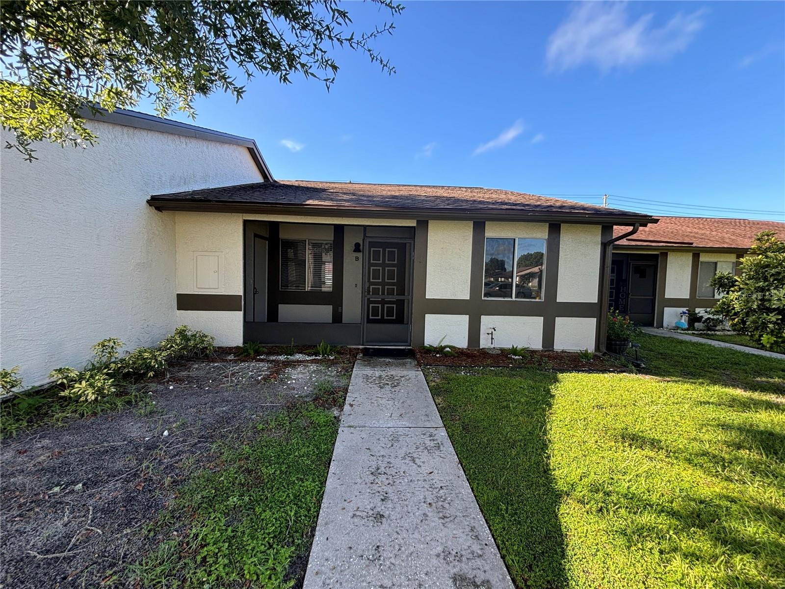 VILLAS OF BEACON GROVES - Residential Lease