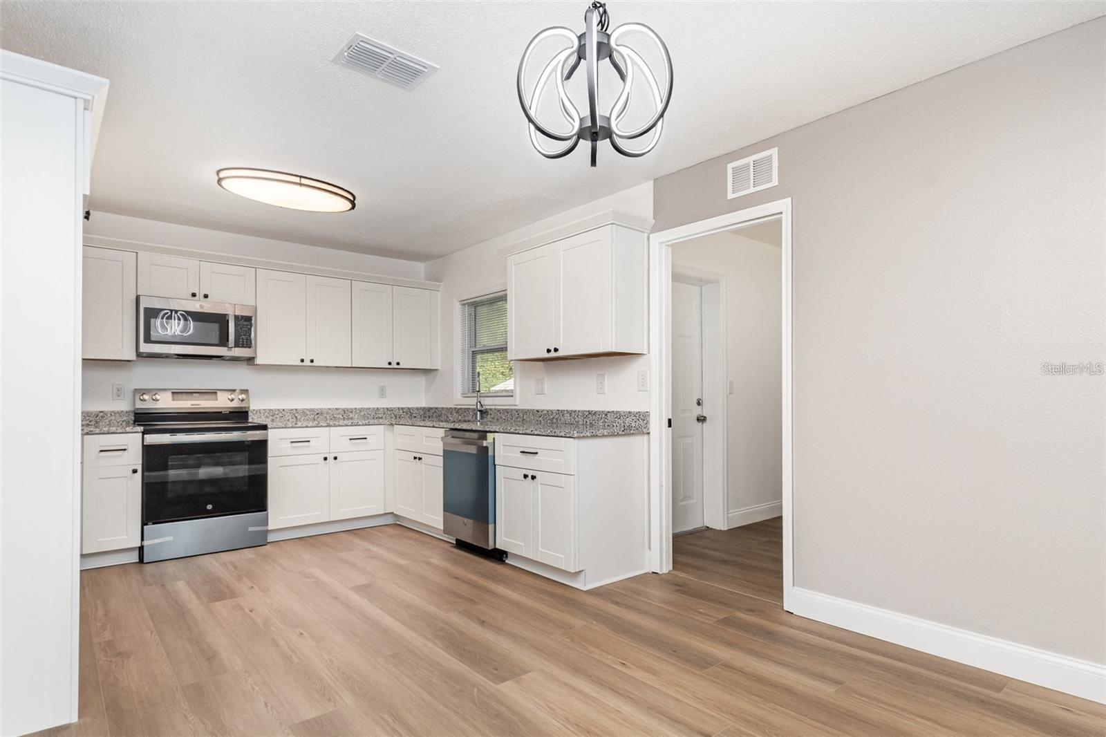 BRADFORD HEIGHTS - Residential