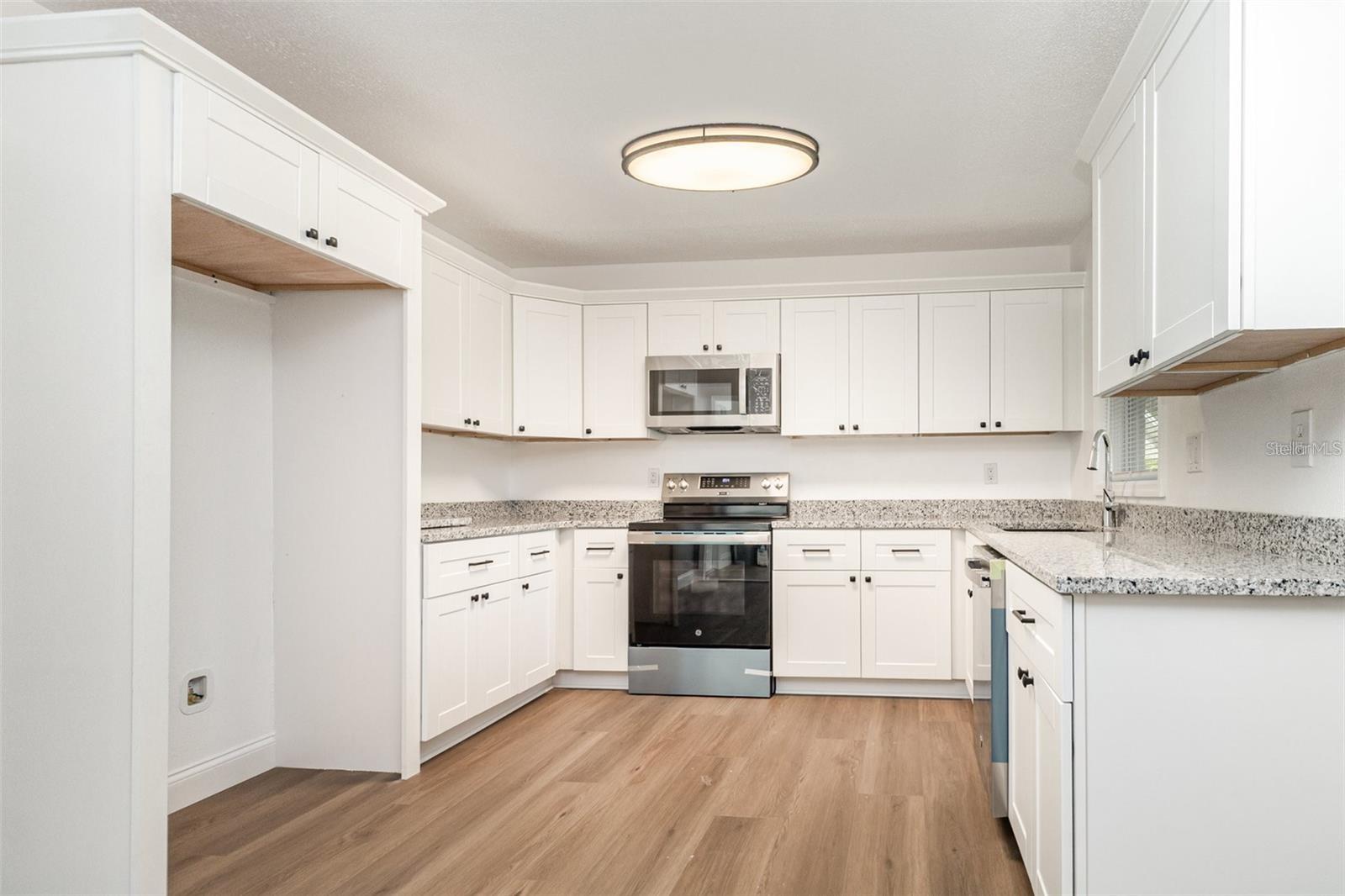 BRADFORD HEIGHTS - Residential