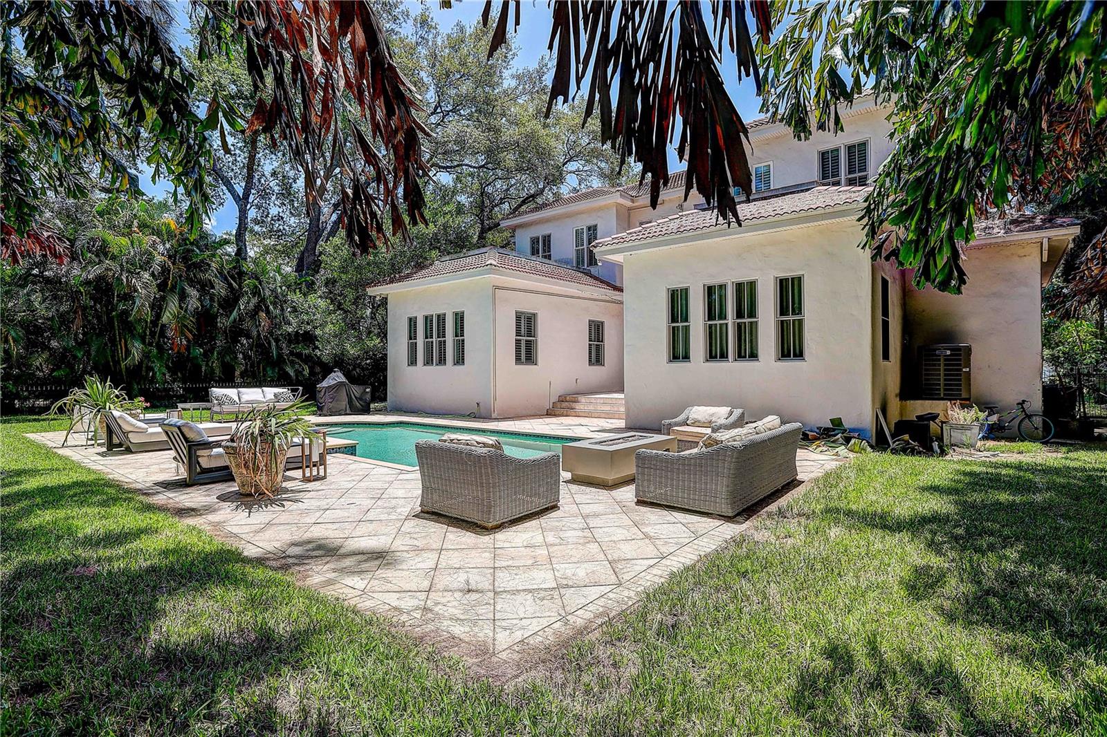 HENDERSON BEACH - Residential