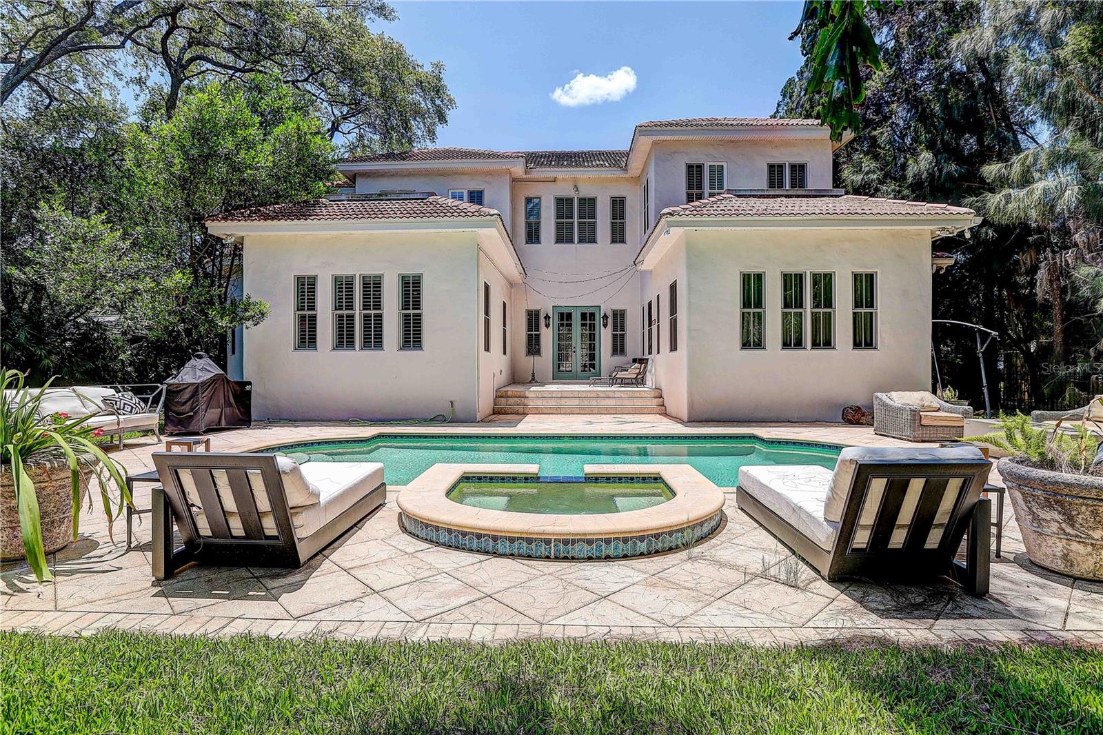 HENDERSON BEACH - Residential