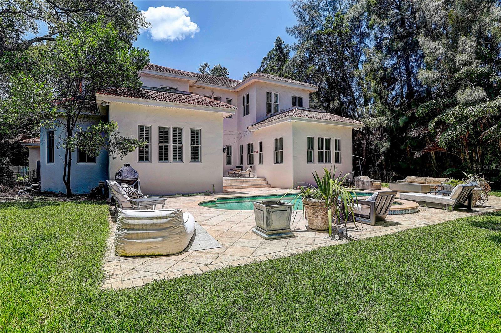 HENDERSON BEACH - Residential