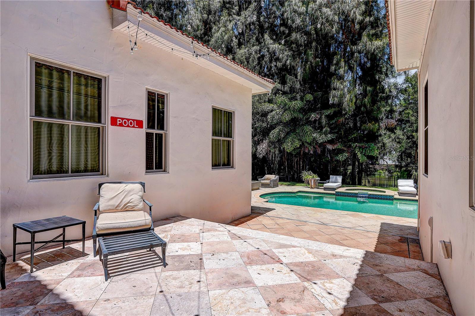 HENDERSON BEACH - Residential