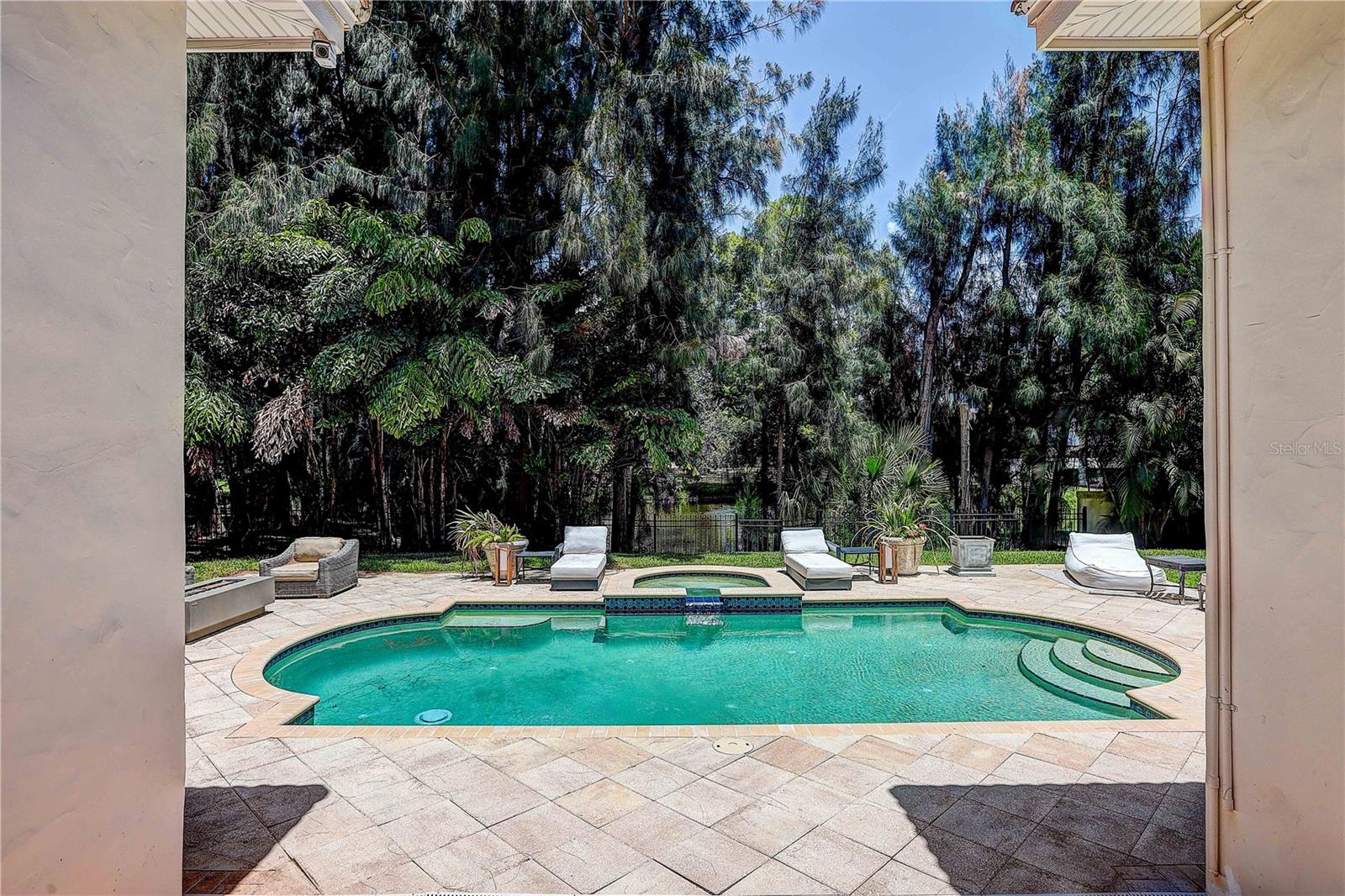 HENDERSON BEACH - Residential