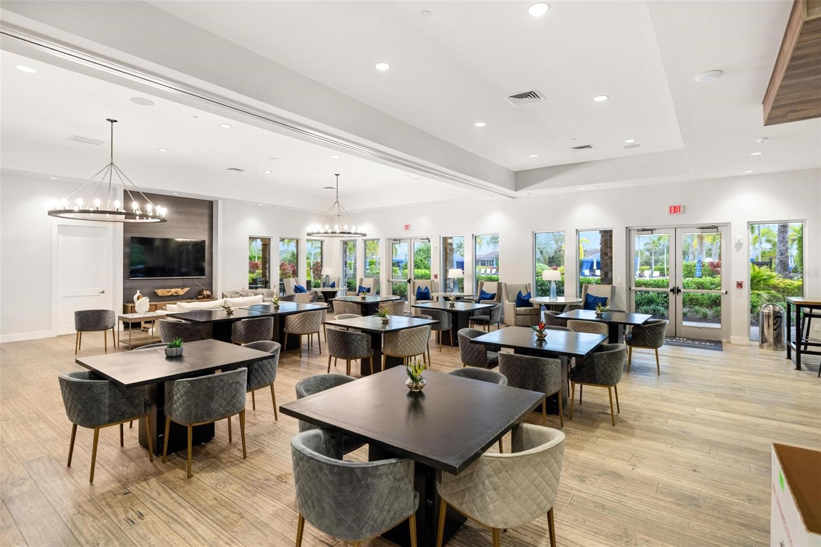 3341 - ESPLANADE ON PALMER RANCH PHASE 4B - Residential