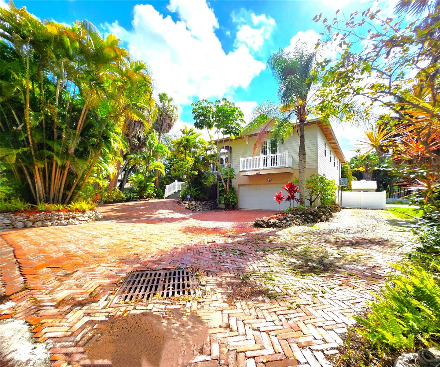 RIVERSIDE HEIGHTS - Residential