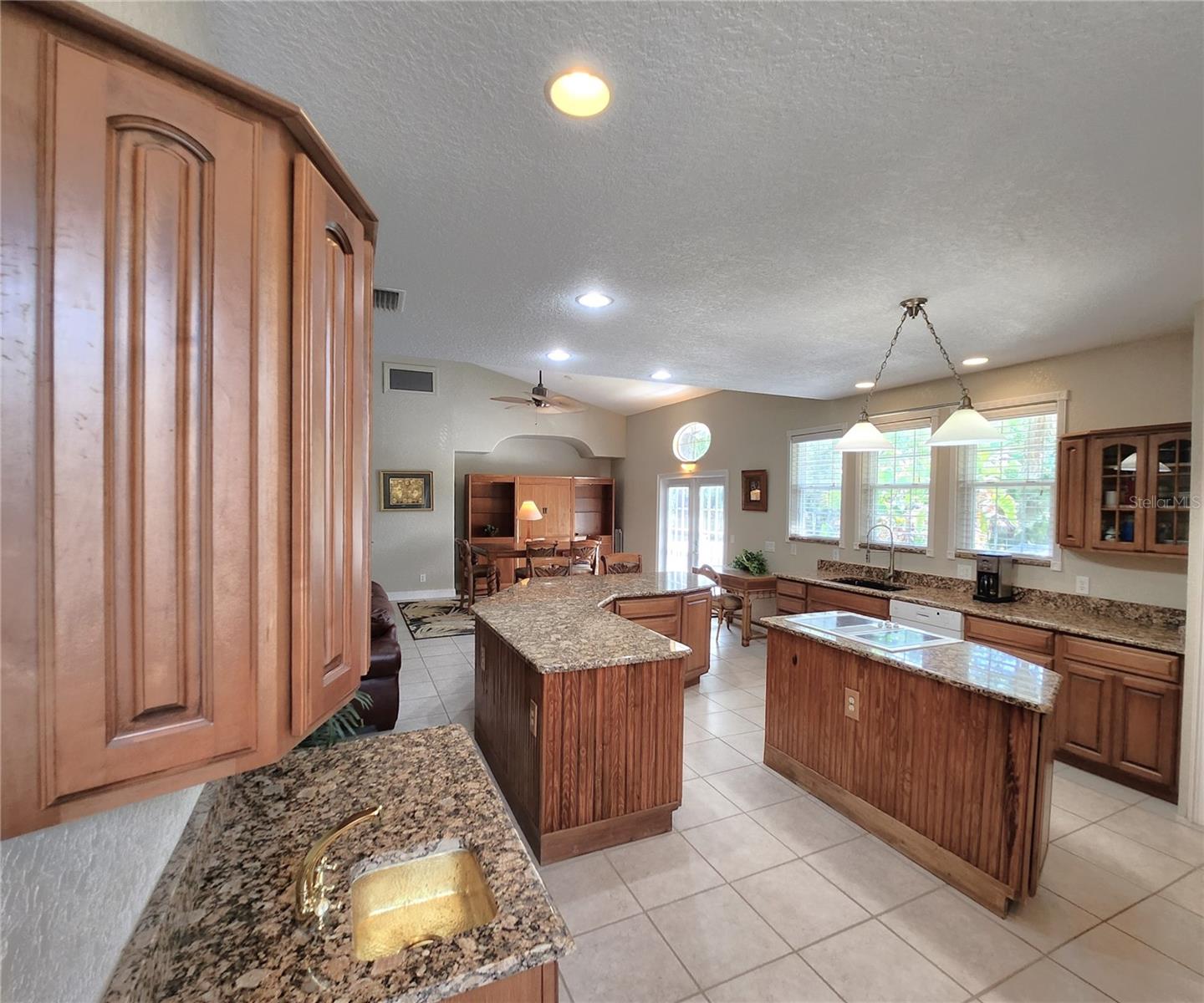 RIVERSIDE HEIGHTS - Residential