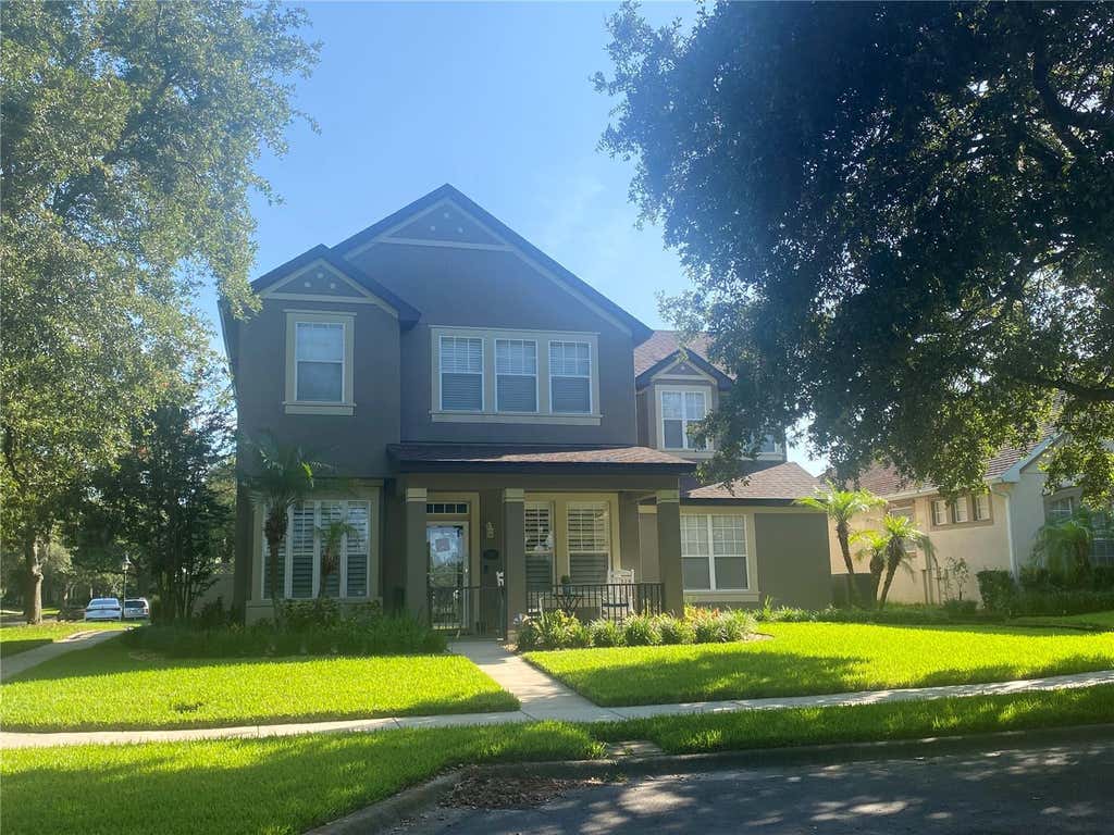 Photo of 108 W Lake Victoria Circle, Deland, FL 32724 (MLS # TB8539458)