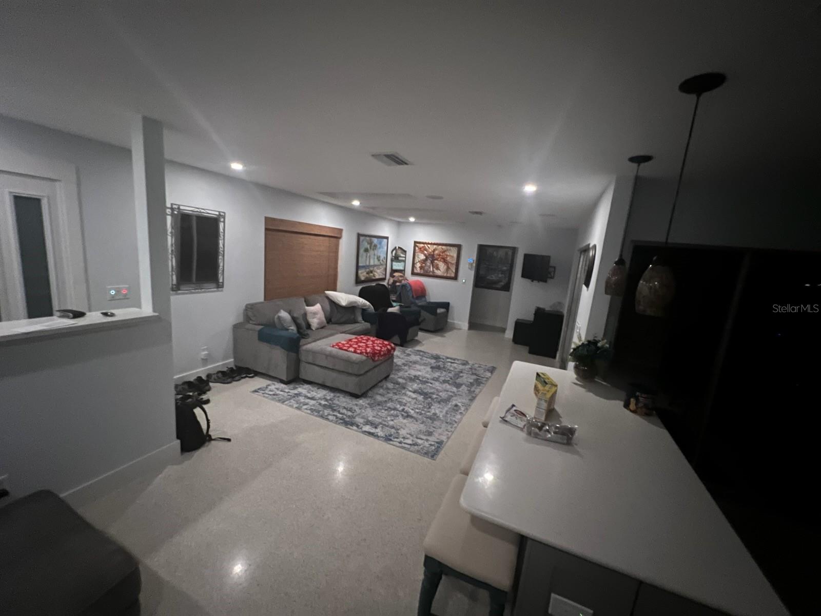 PELICAN SHORES - Residential