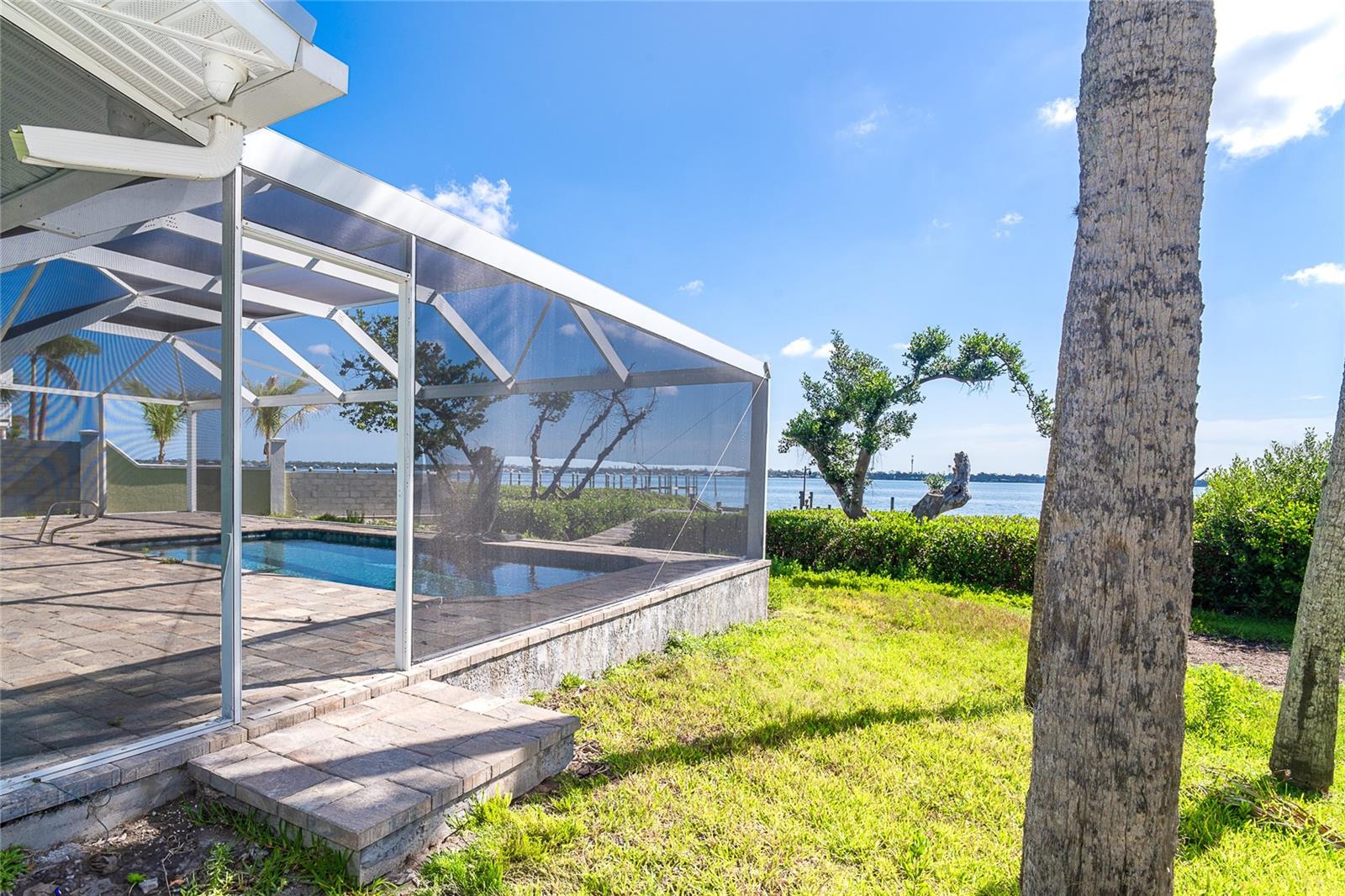 PELICAN SHORES - Residential