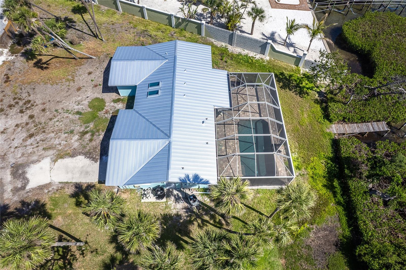 PELICAN SHORES - Residential