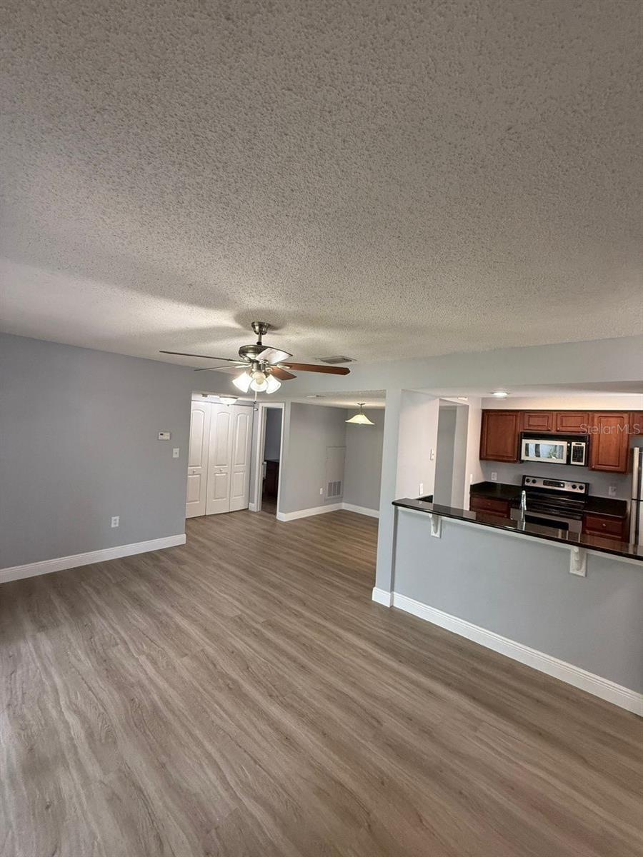 190 RIVERBEND DRIVE 102