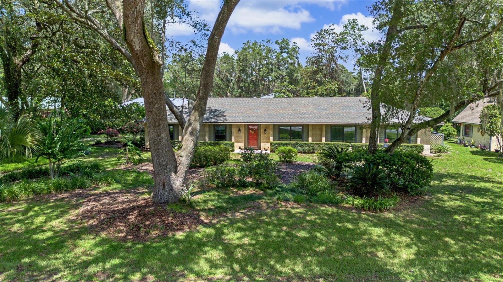 295 SE 28TH STREET